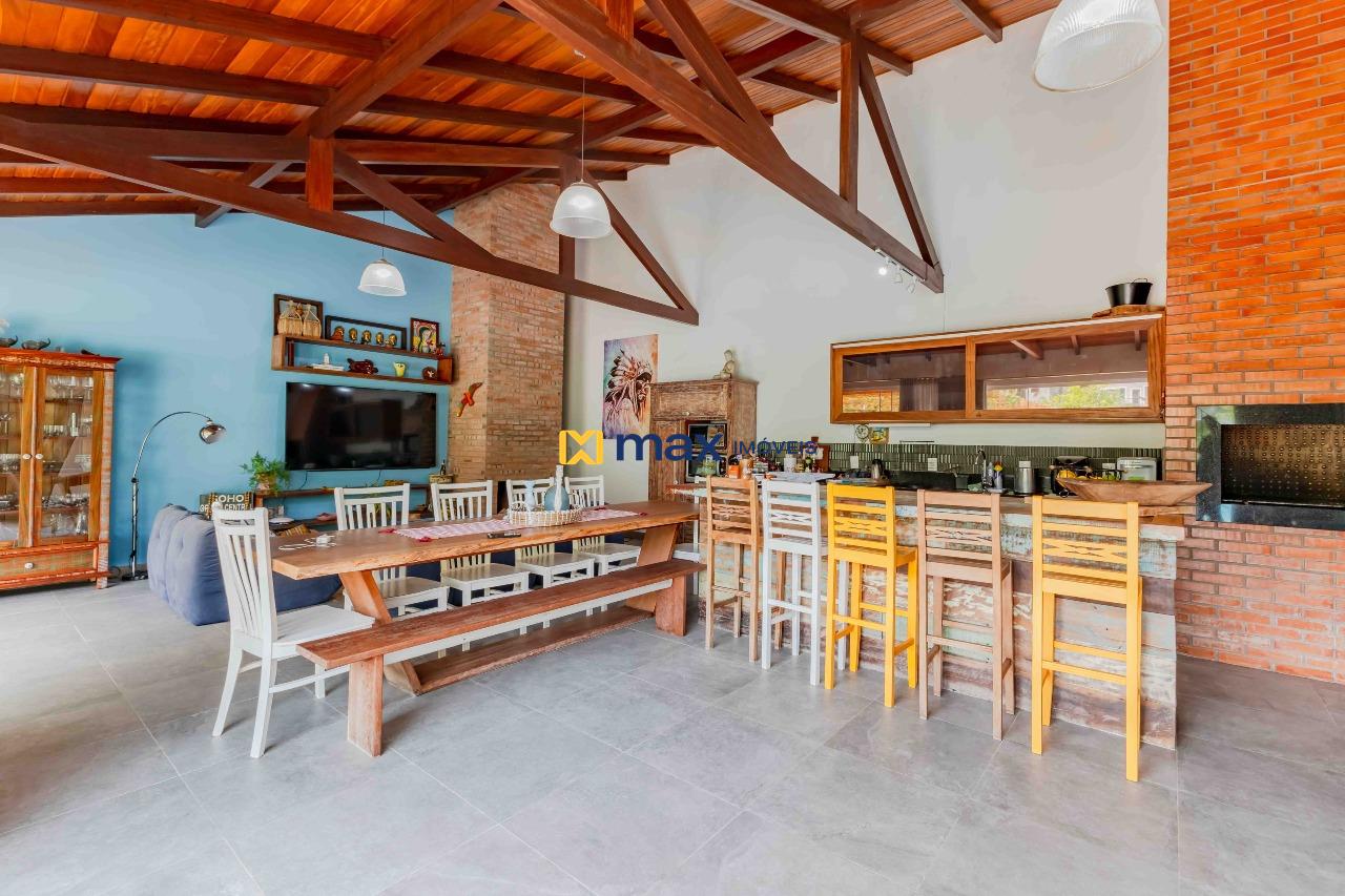 Casa à venda no Ressacada: Área externa/festas