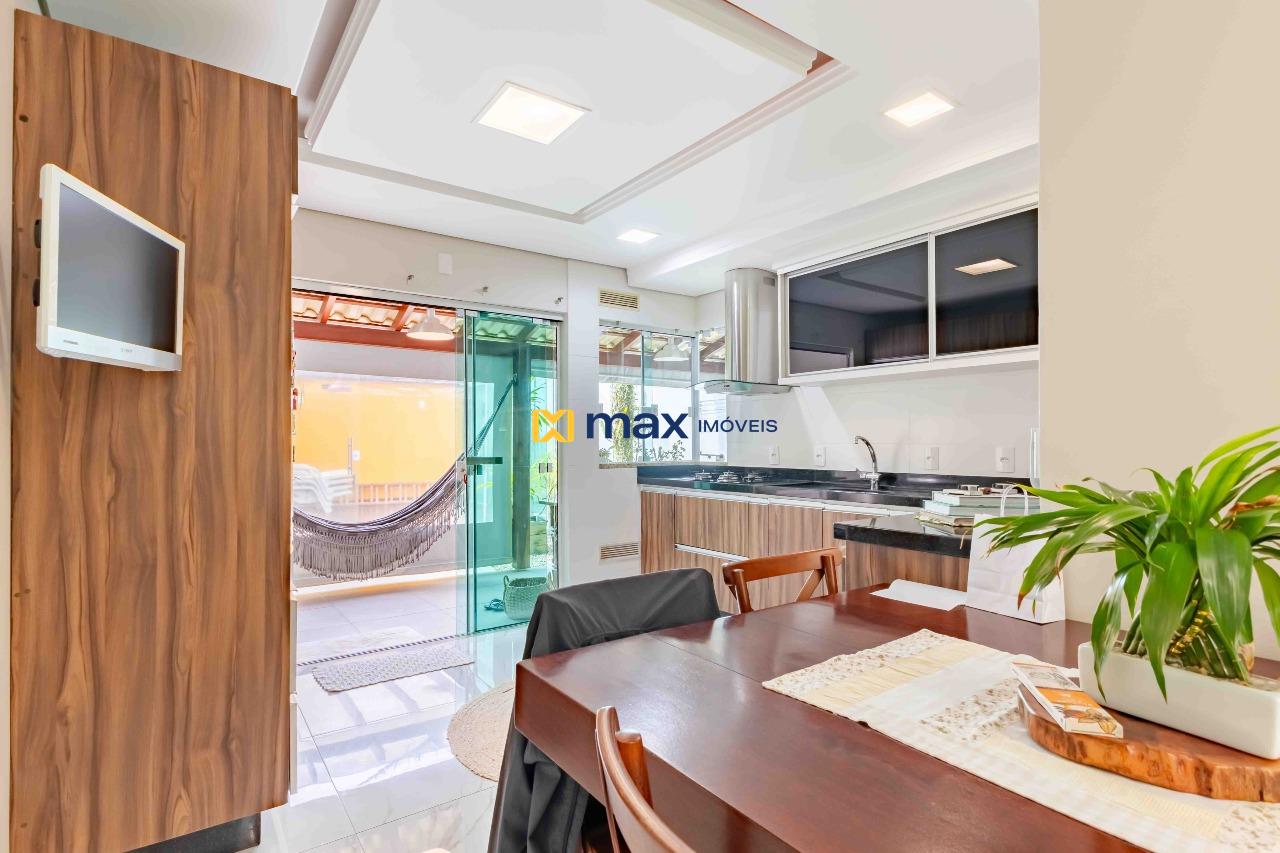 Casa à venda no Ressacada: Cozinha