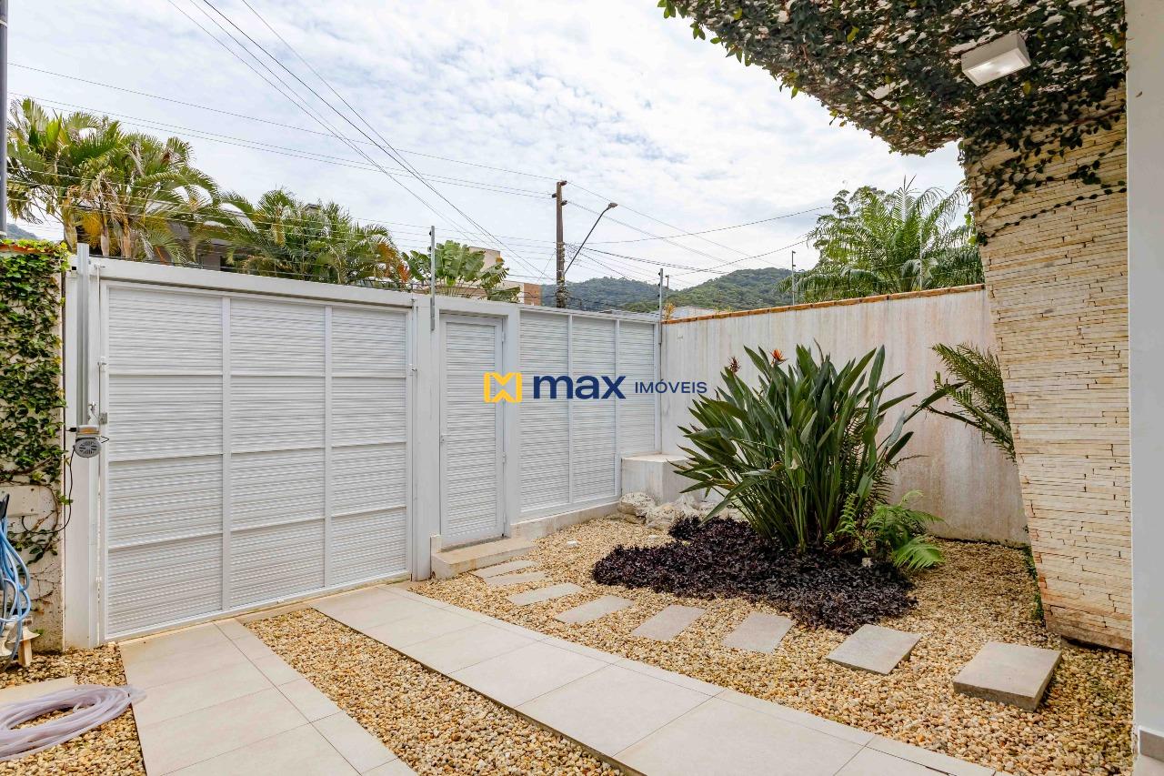 Casa à venda no Ressacada: Entrada