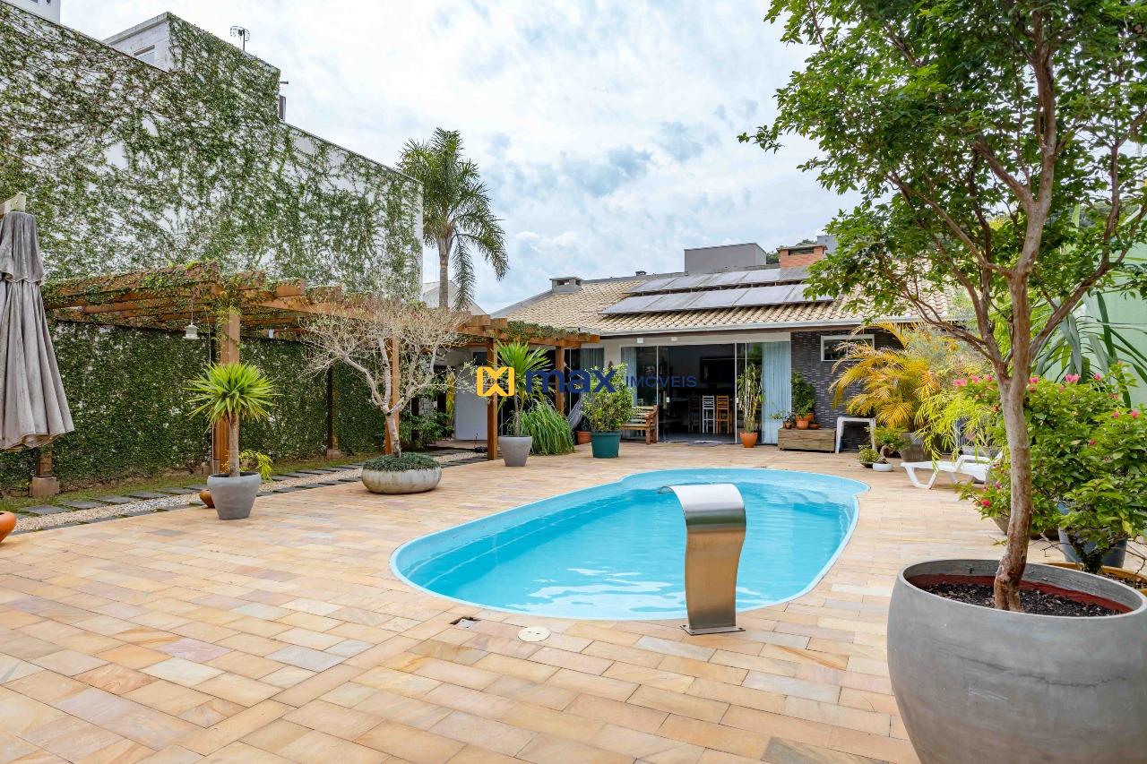 Casa à venda no Ressacada: Piscina