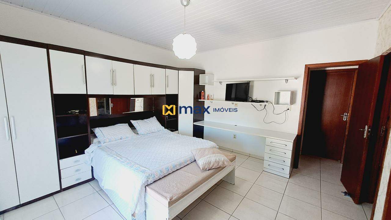 Casa à venda no São Vicente: Suíte