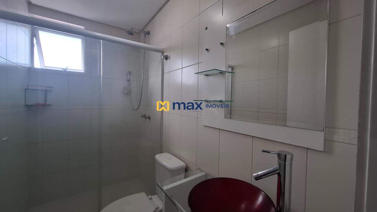 Apartamento à venda no Ressacada: Banheiro social