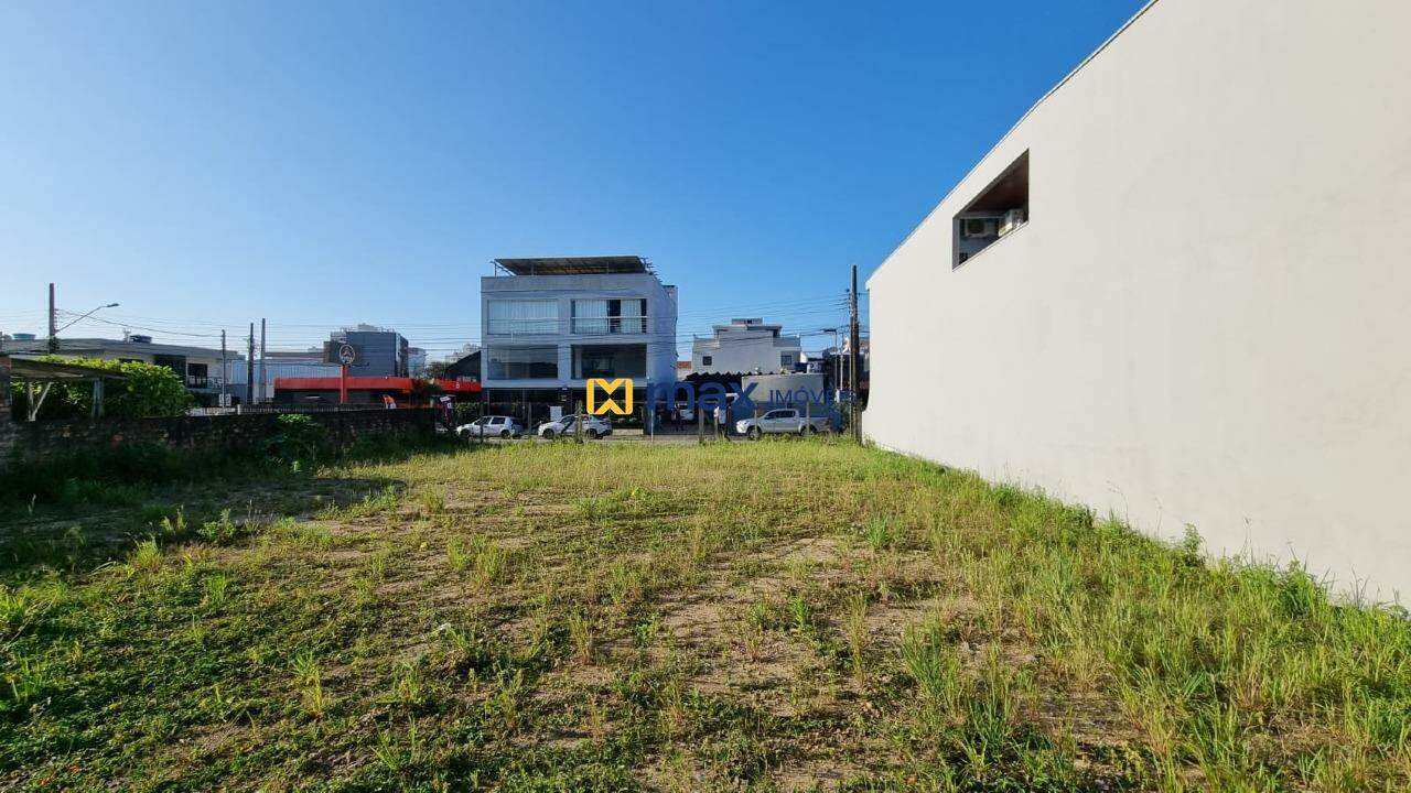 Terreno à venda no São João: Terreno