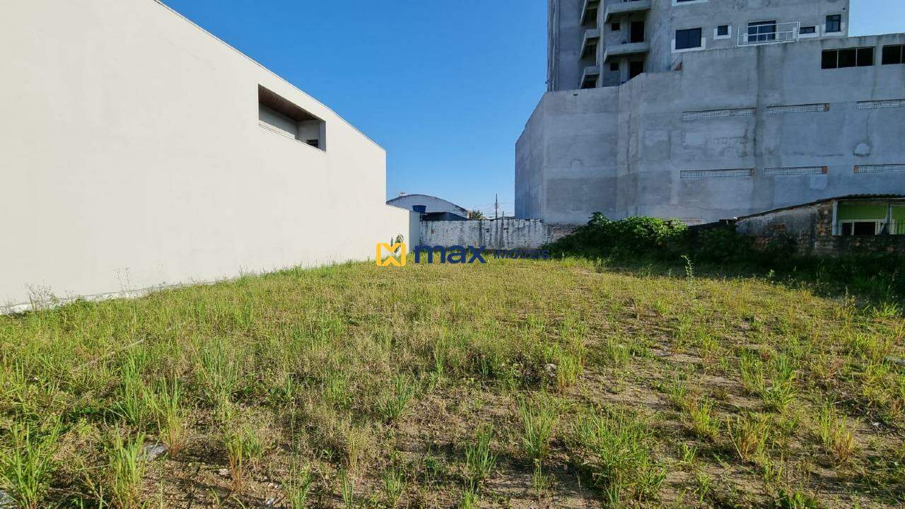 Terreno à venda no São João: Terreno
