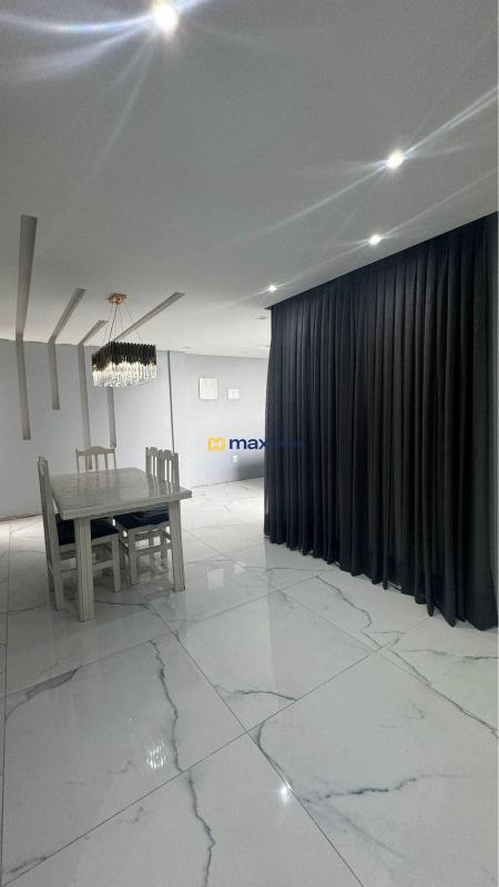 Casa à venda no Centro: Casa - Sala de Jantar