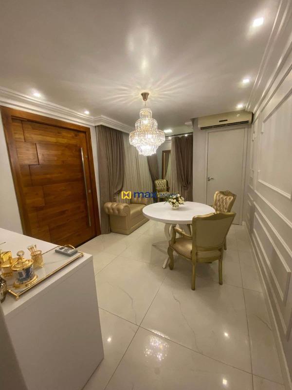 Casa à venda no Centro: Sala Comercial 