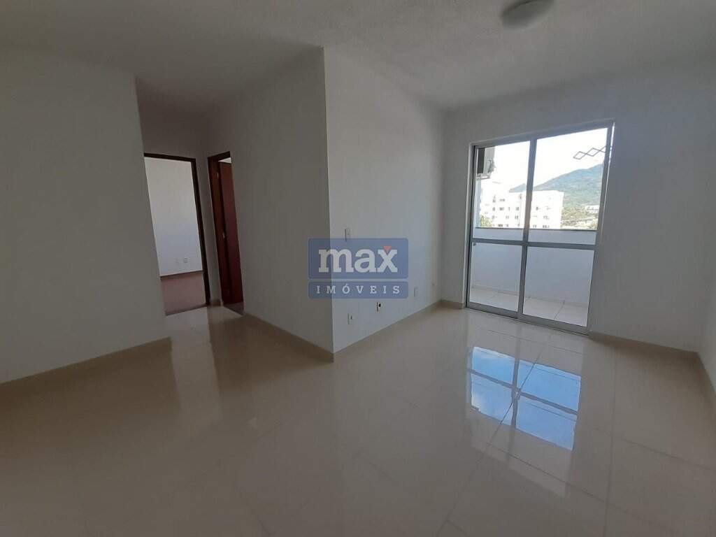 Apartamento à venda no Espinheiros: Sala de estar/jantar