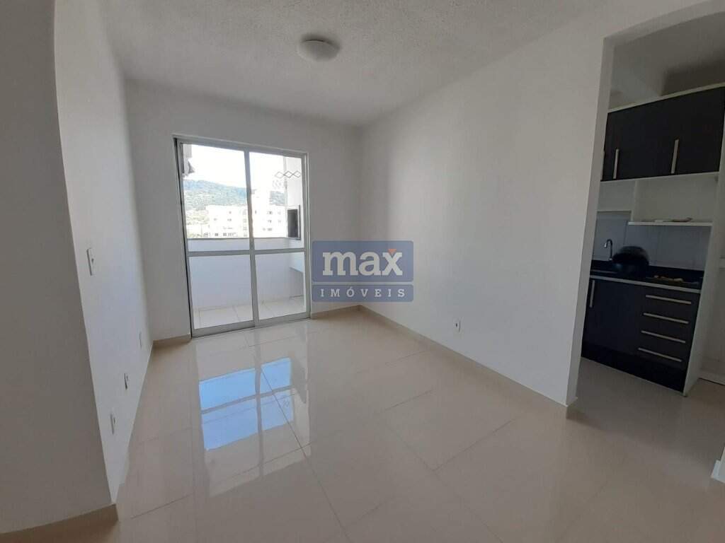 Apartamento à venda no Espinheiros: Sala de estar/jantar