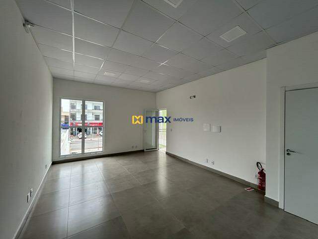 Sala para aluguel no Centro: