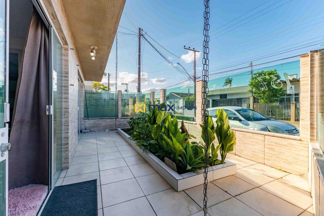 Casa à venda no São João: Entrada