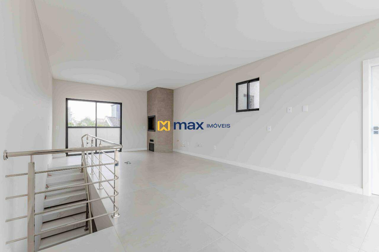 Apartamento à venda no Dom Bosco: Living integrado segundo pavimento