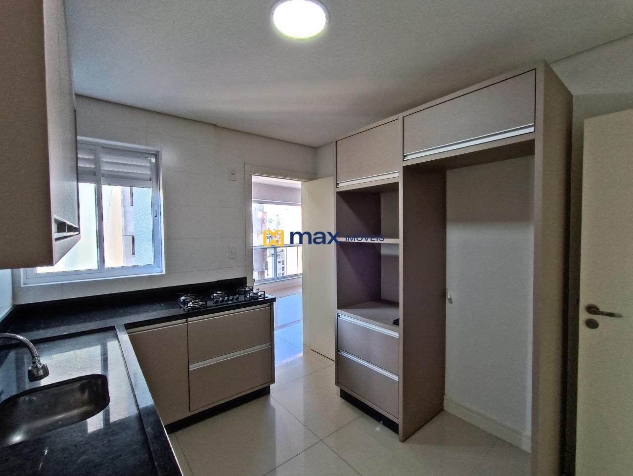 Apartamento para aluguel no Centro: 