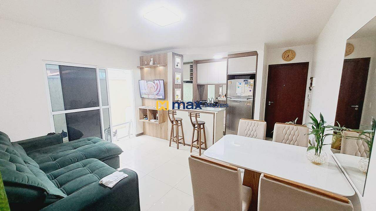 Apartamento à venda no Cordeiros: Living integrado