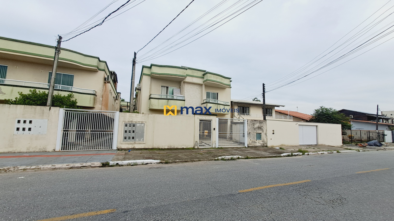 Apartamento à venda no Cordeiros: Fachada