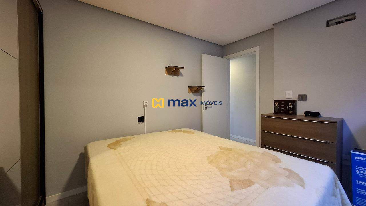 Apartamento à venda no São João: Suíte