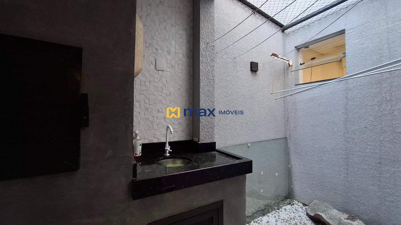 Apartamento à venda no São João: Área de serviço