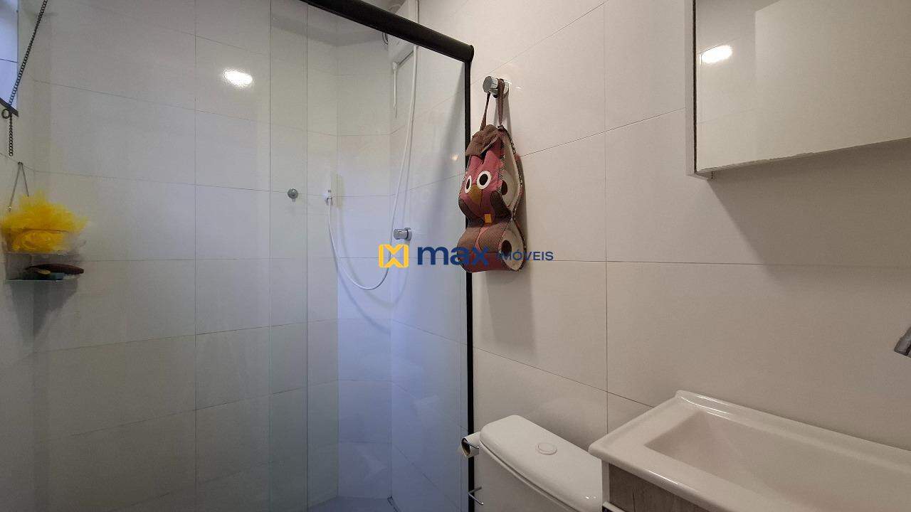 Apartamento à venda no São João: Banheiro suíte