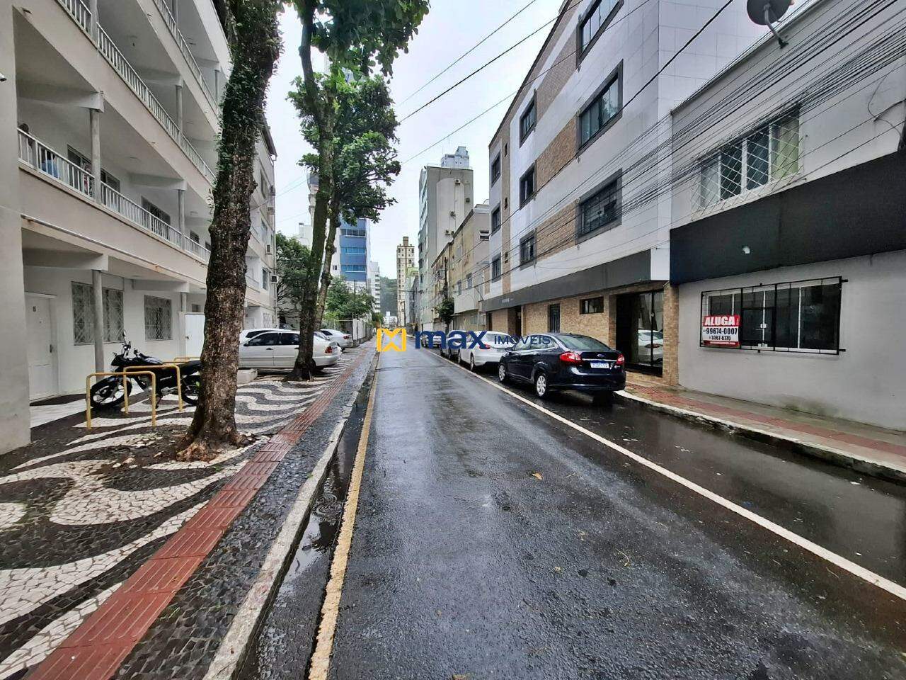 Prédio à venda no Centro: 