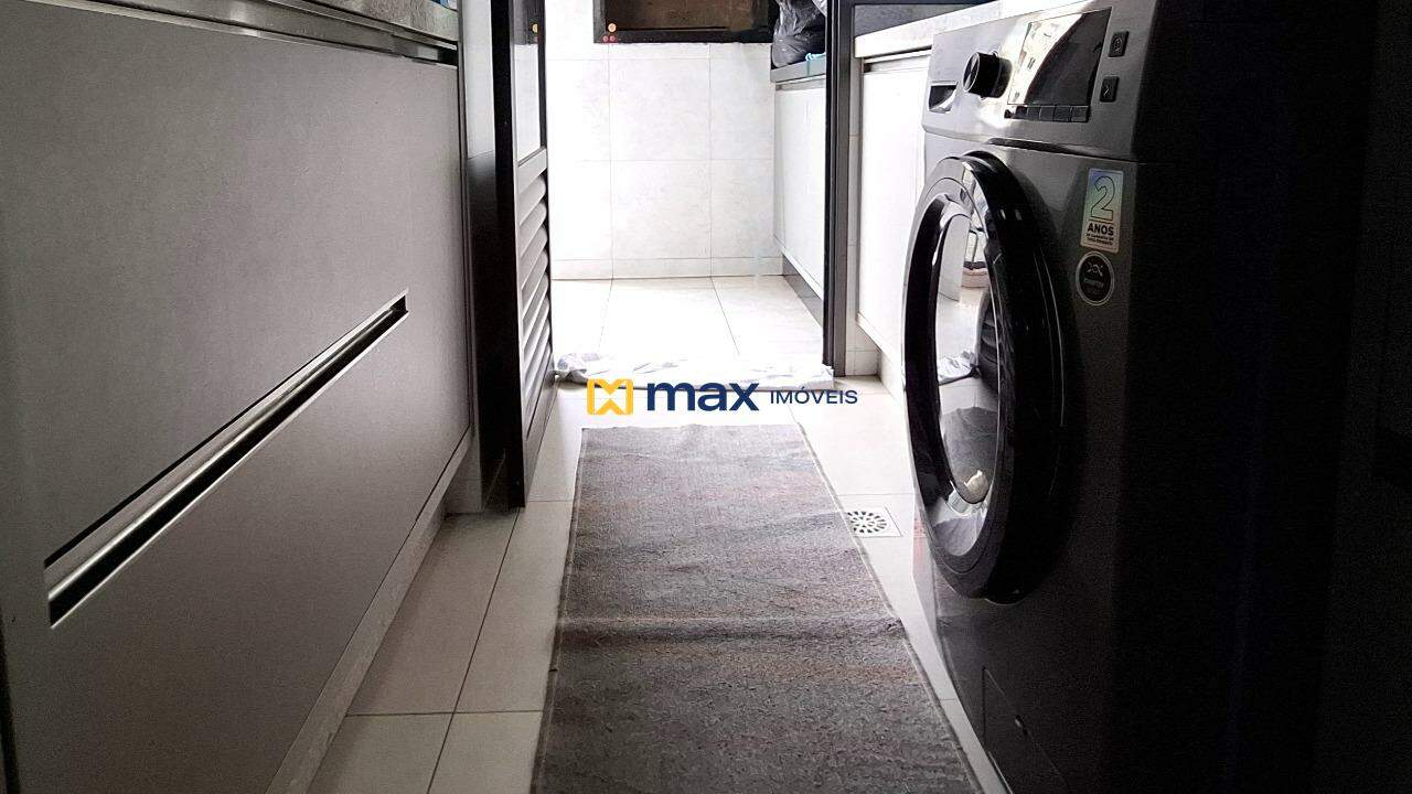 Apartamento à venda no Centro: Lavanderia