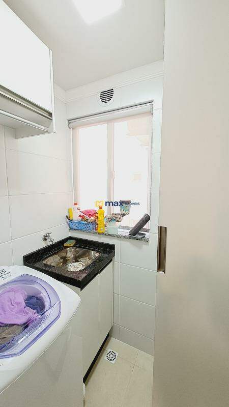 Apartamento à venda no Itaipava: Área de serviço