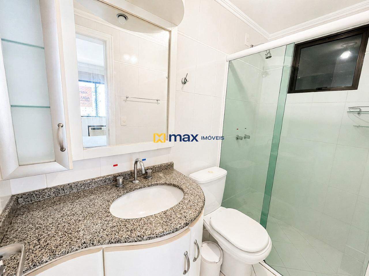 Apartamento para aluguel no Centro: 
