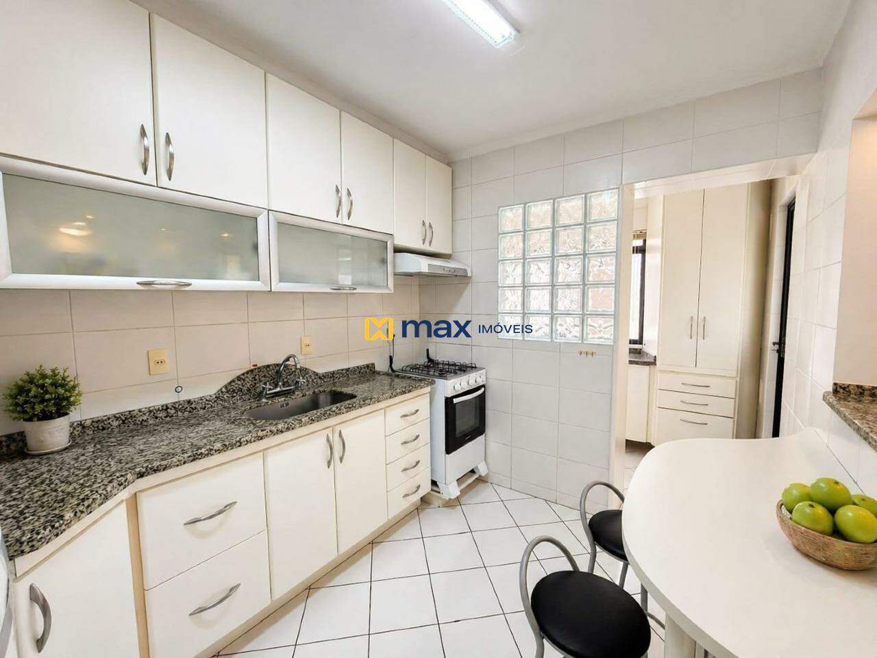 Apartamento para aluguel no Centro: 