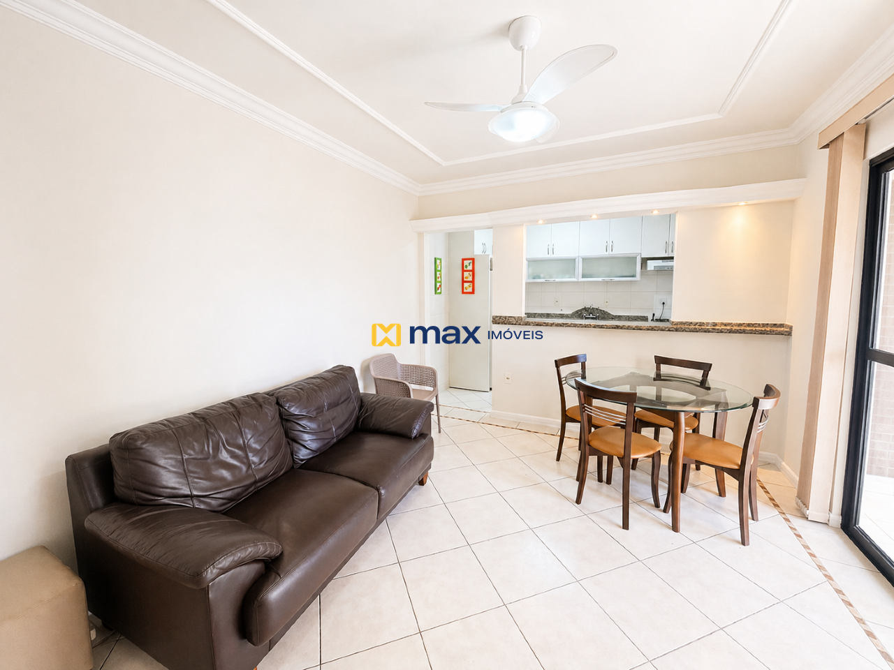 Apartamento para aluguel no Centro: 