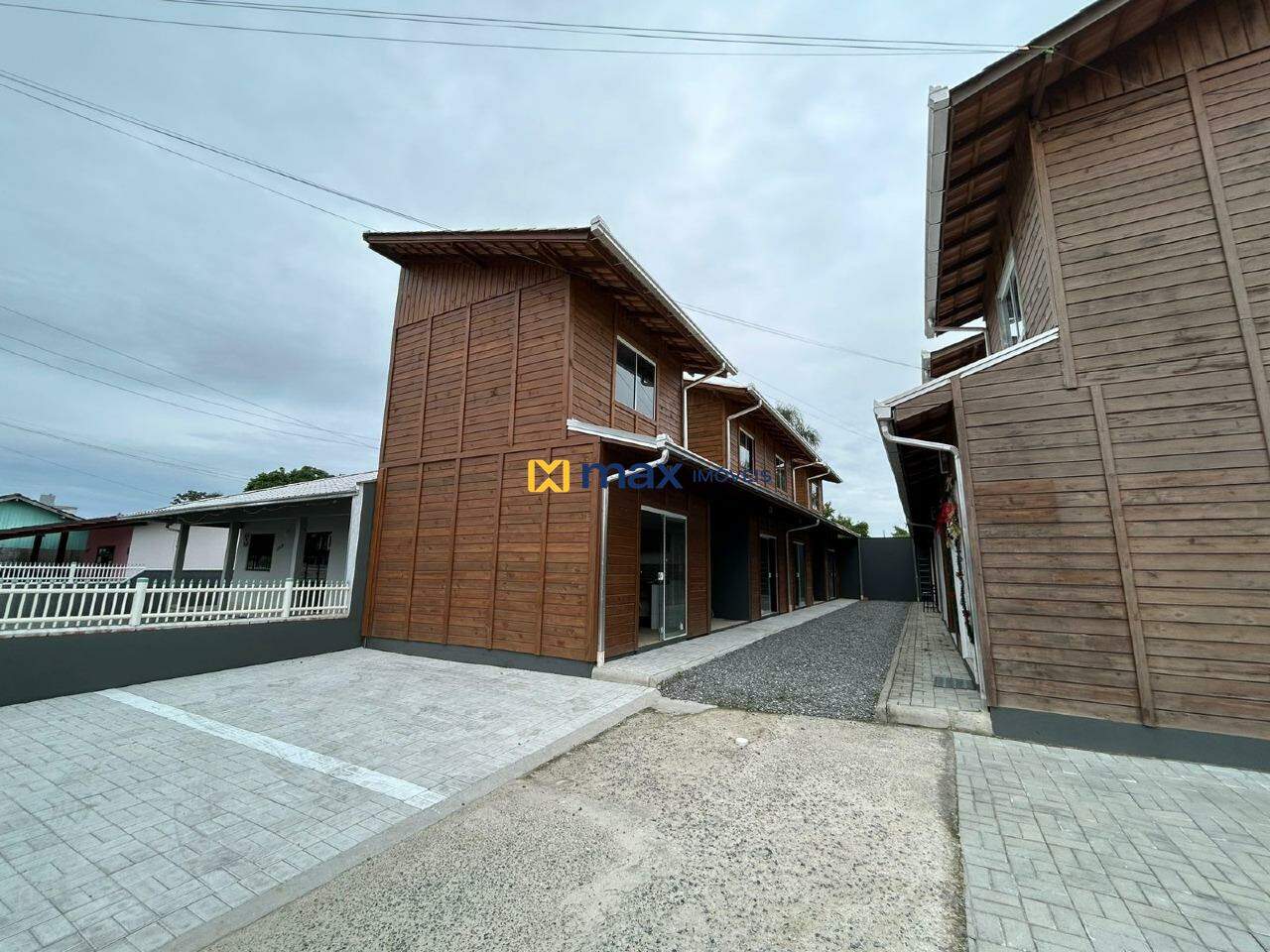 Prédio à venda no Gravatá: 