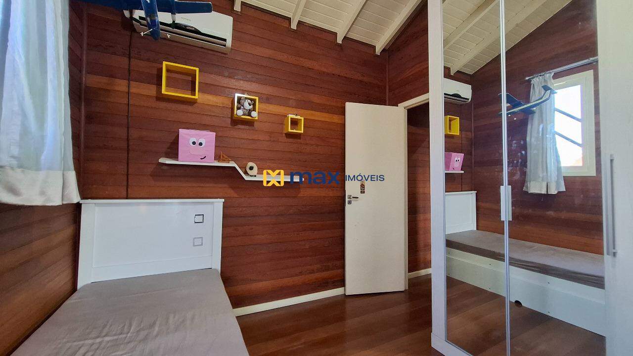 Casa à venda no Cordeiros: Dormitório