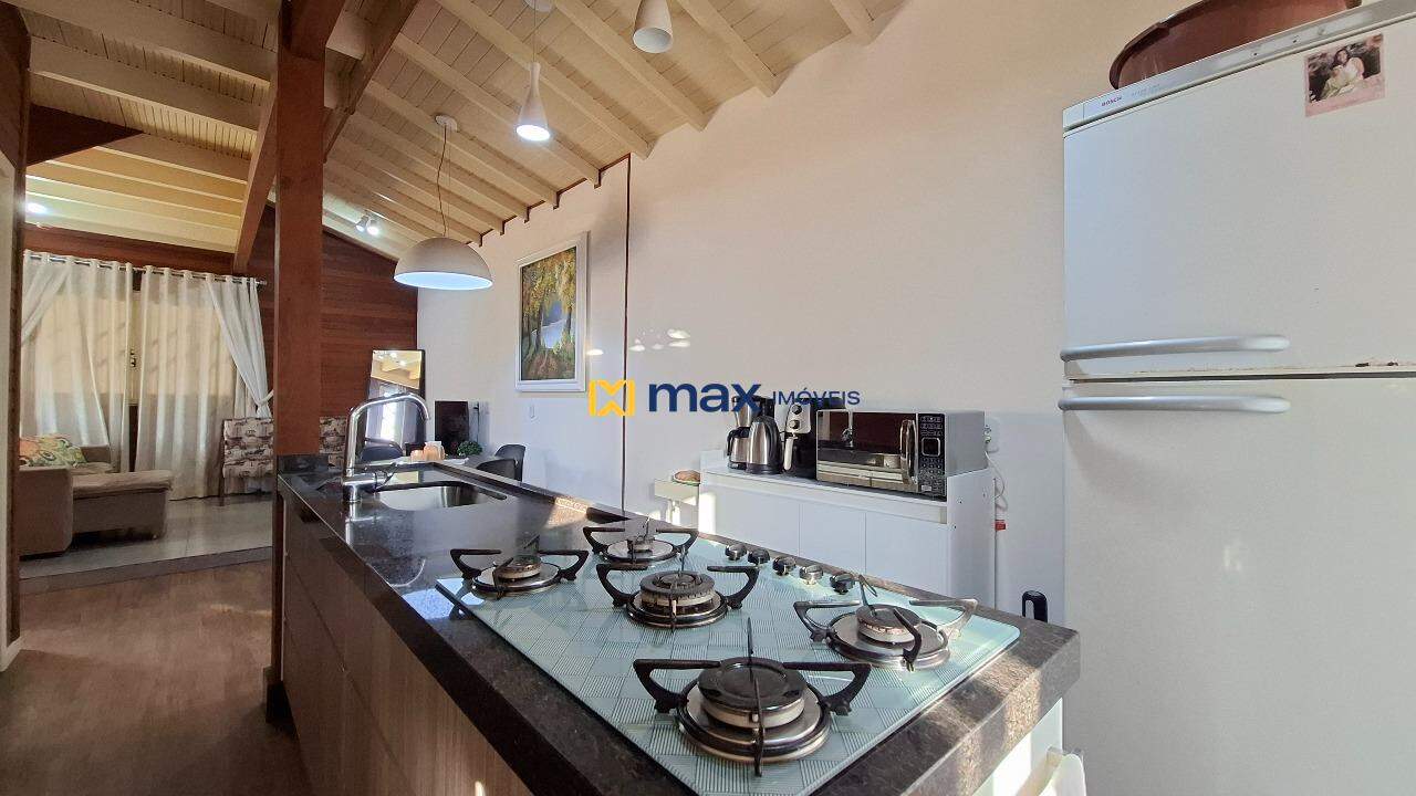 Casa à venda no Cordeiros: Cozinha