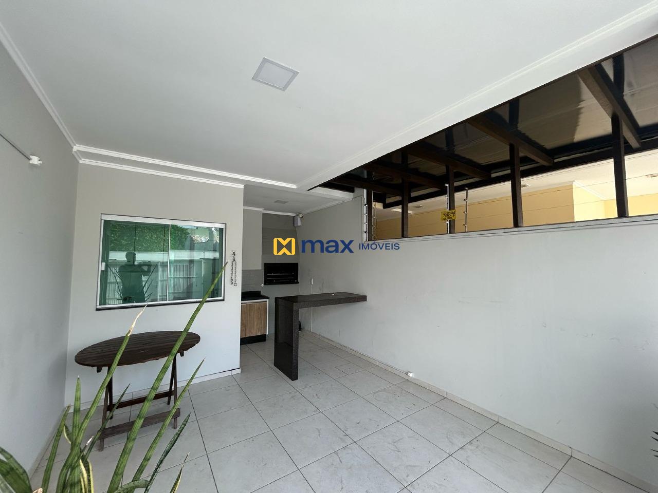 Casa à venda no Centro: Garagem 