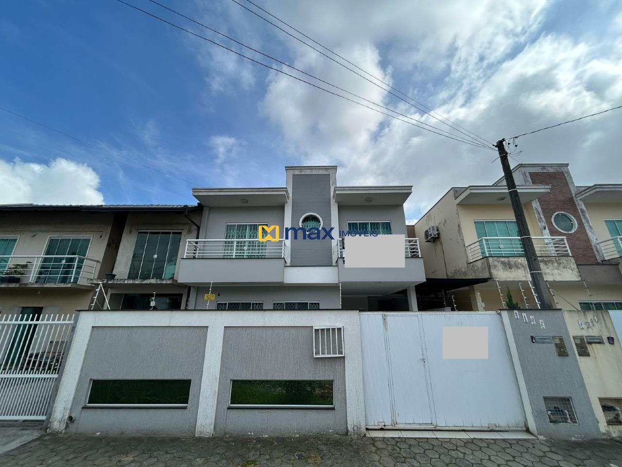 Casa à venda no Centro: 