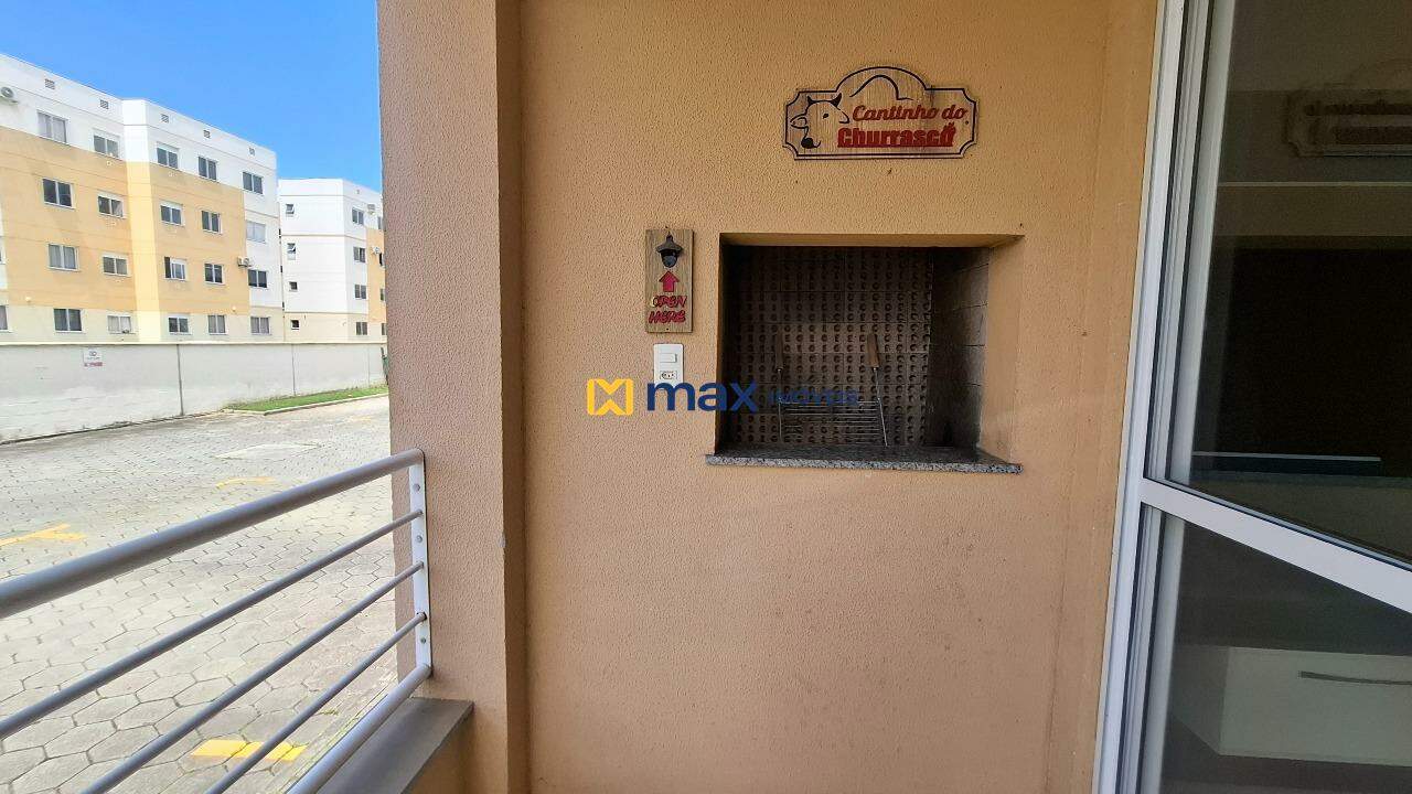 Apartamento à venda no Itaipava: Sacada com churrasqueira