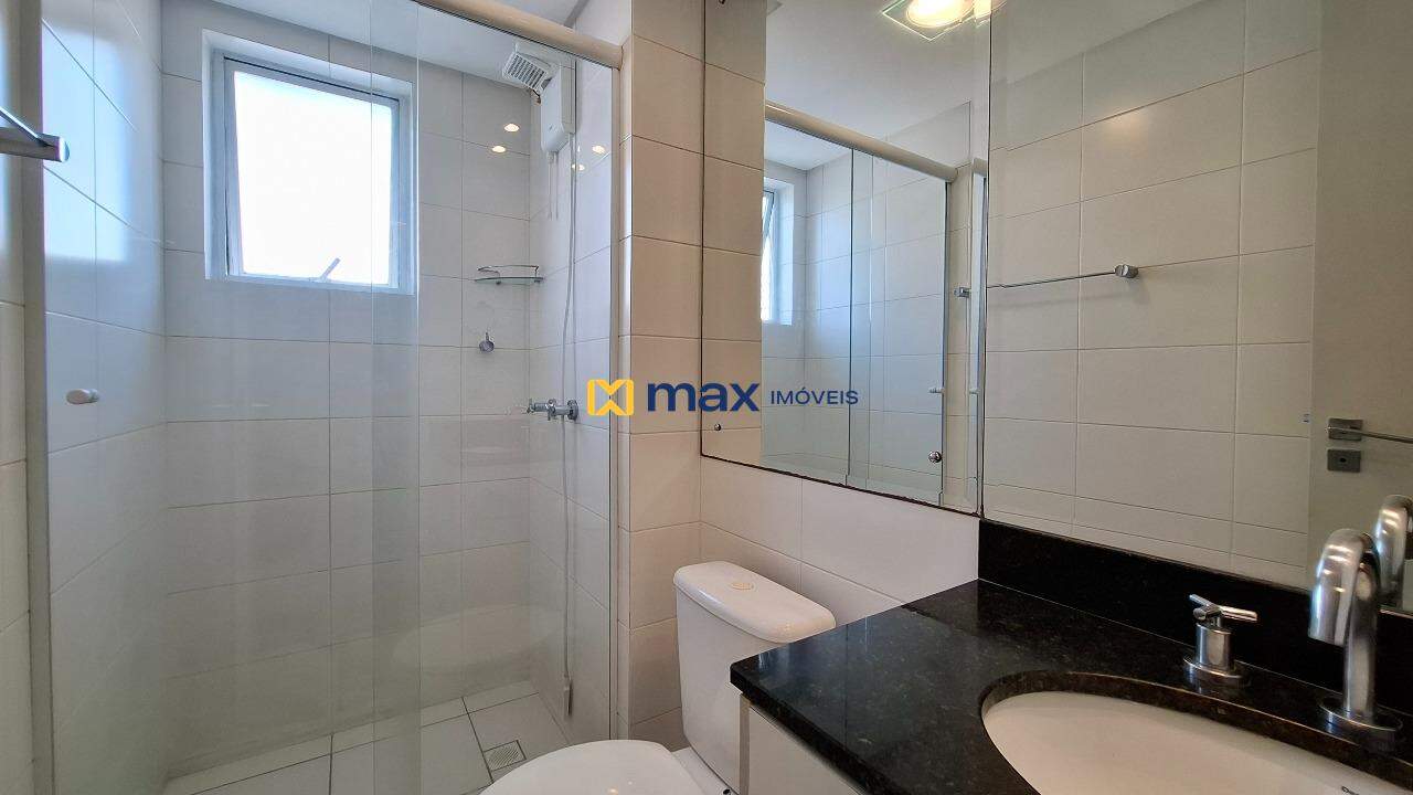Apartamento à venda no Centro: Banheiro social