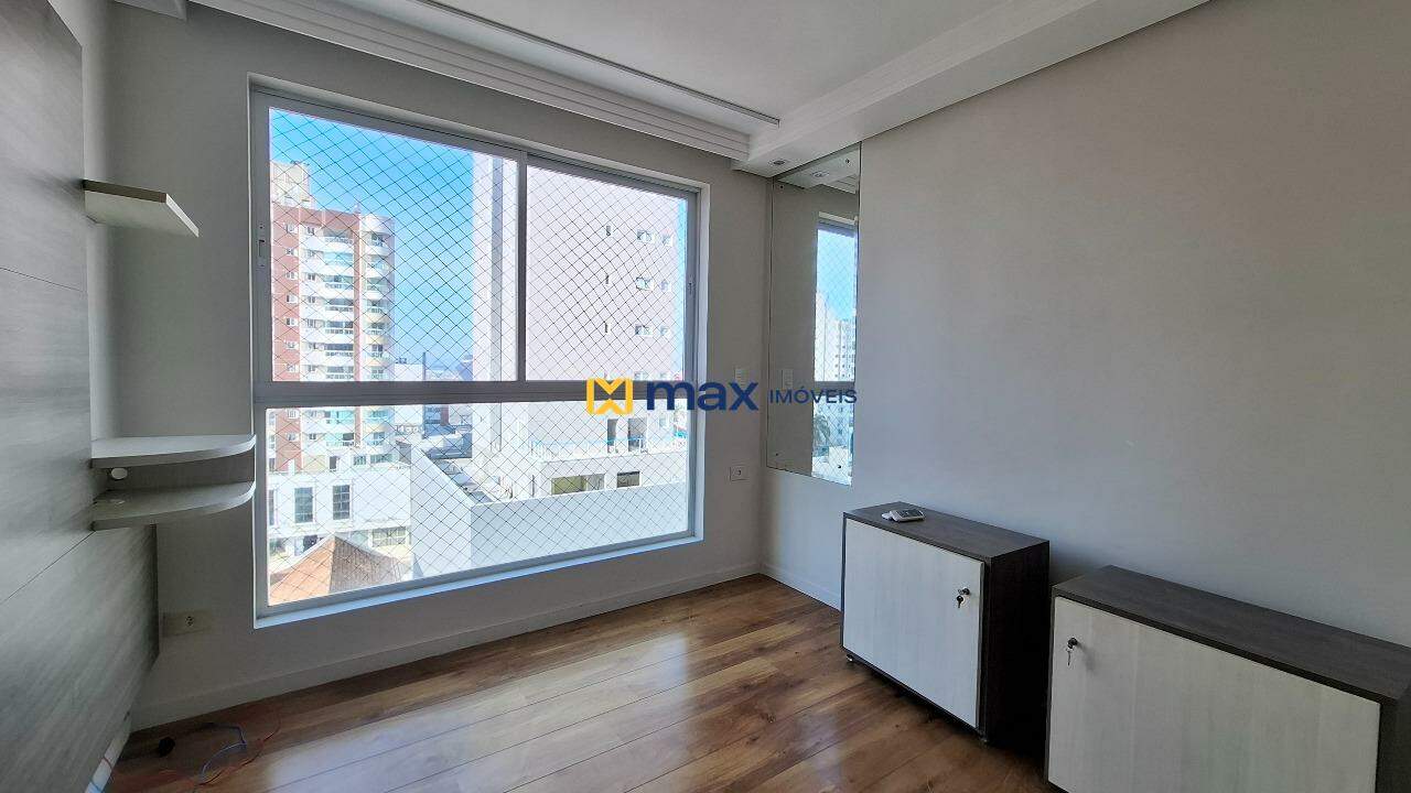 Apartamento à venda no Centro: Suíte