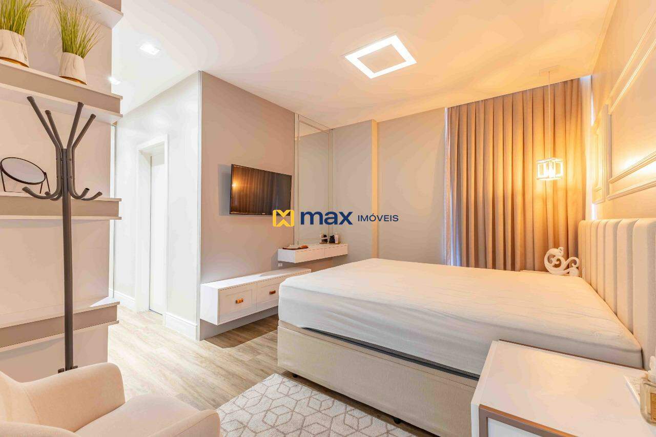 Apartamento à venda no Praia Brava: Suíte 1