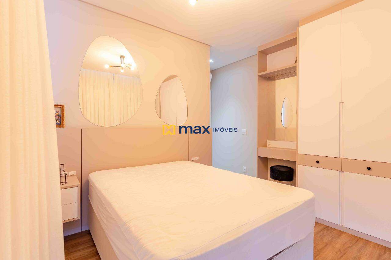 Apartamento à venda no Praia Brava: Suíte 2