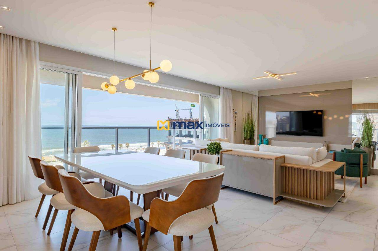 Apartamento à venda no Praia Brava: Living integrado