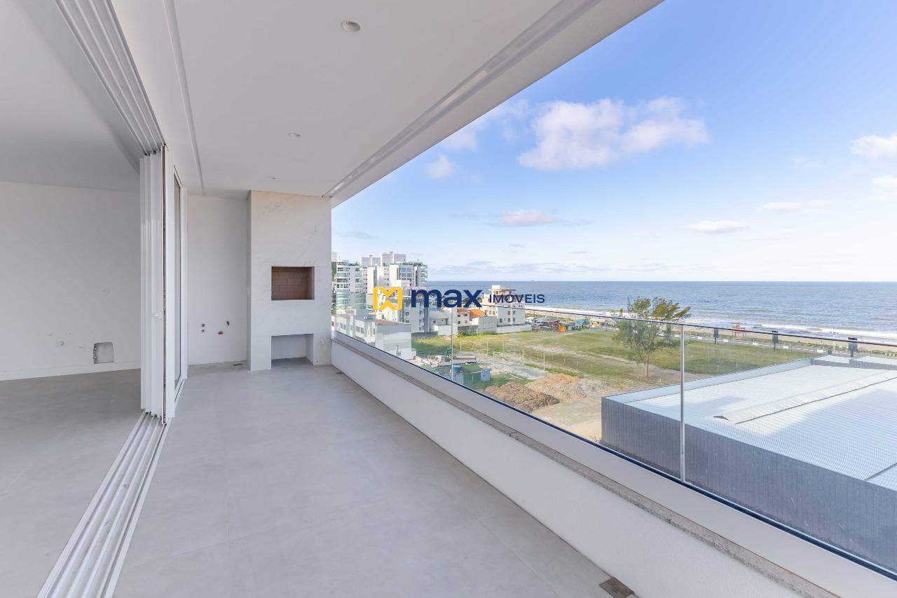 Apartamento à venda no Praia Brava: Sacada com churrasqueira
