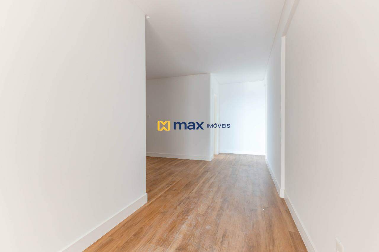 Apartamento à venda no Praia Brava: Suíte 3
