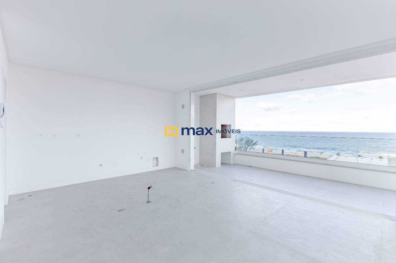 Apartamento à venda no Praia Brava: Living integrado
