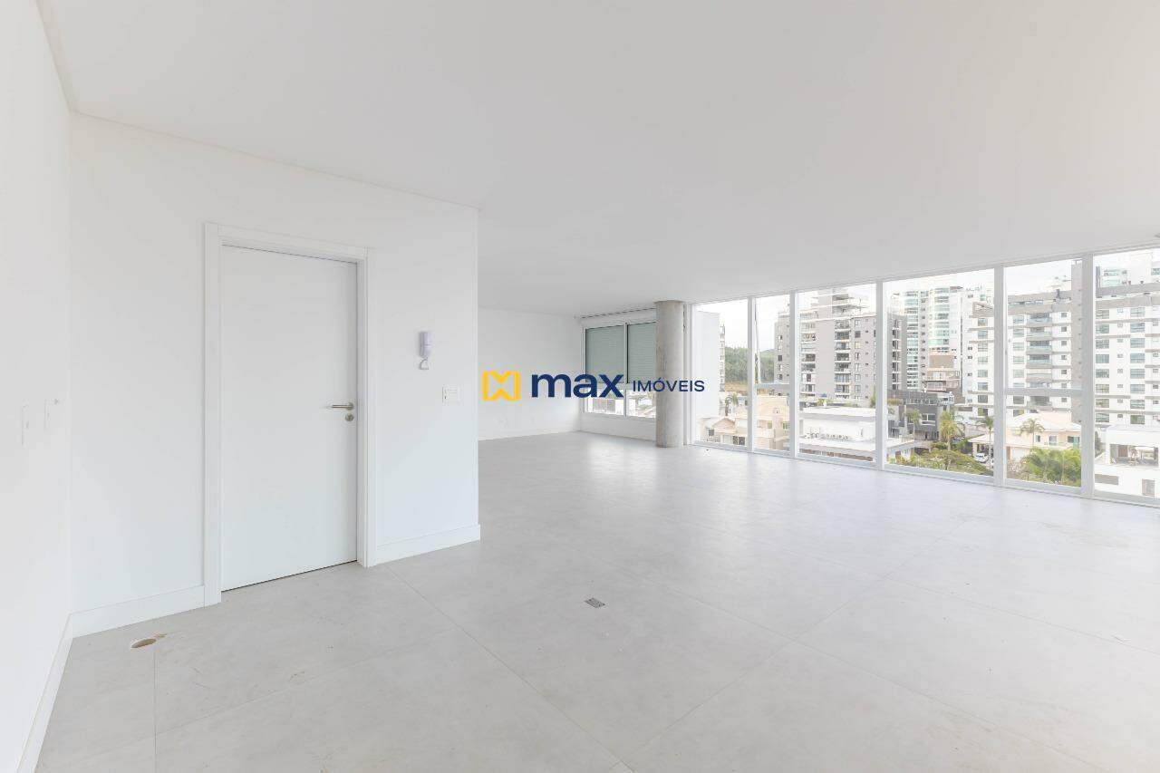 Apartamento à venda no Praia Brava: Living integrado
