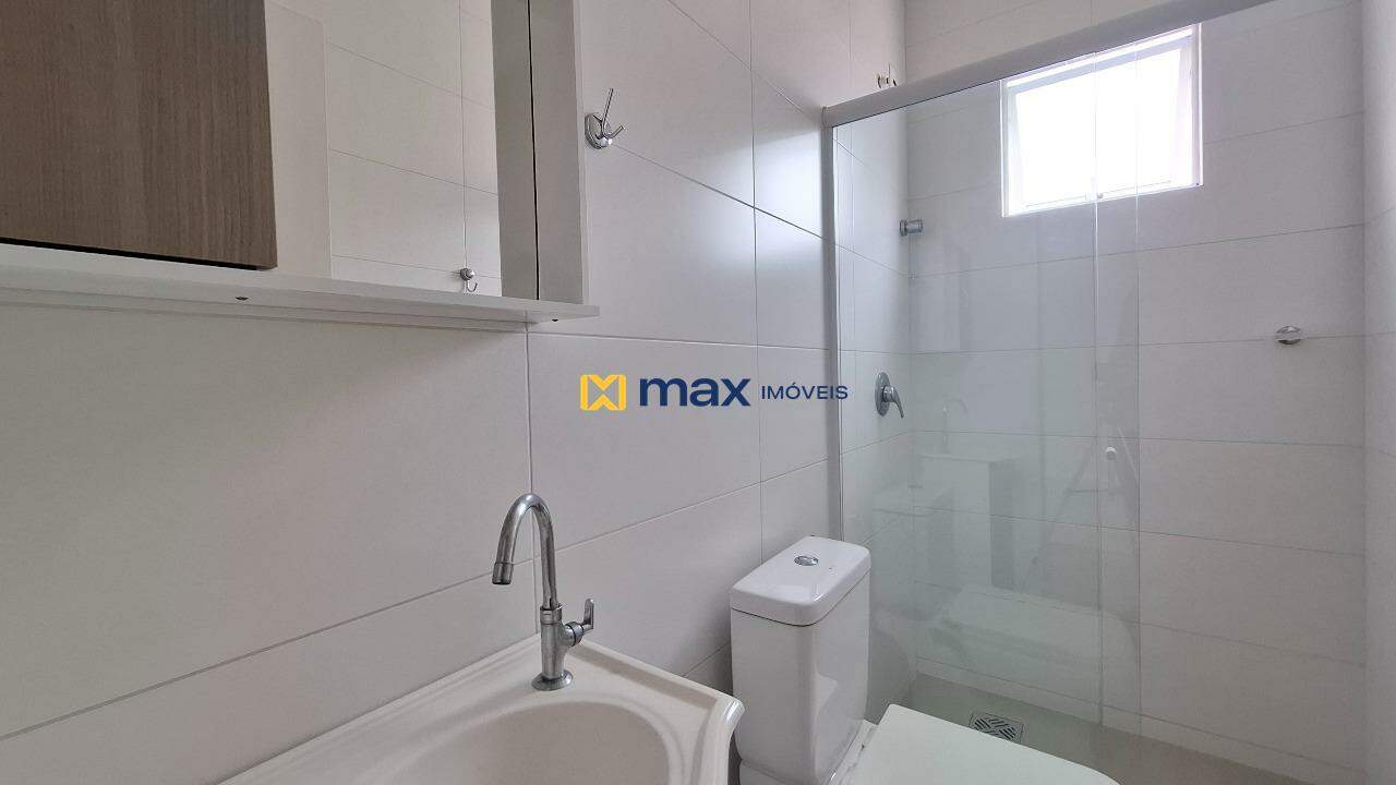 Apartamento à venda no São João: Banheiro suíte