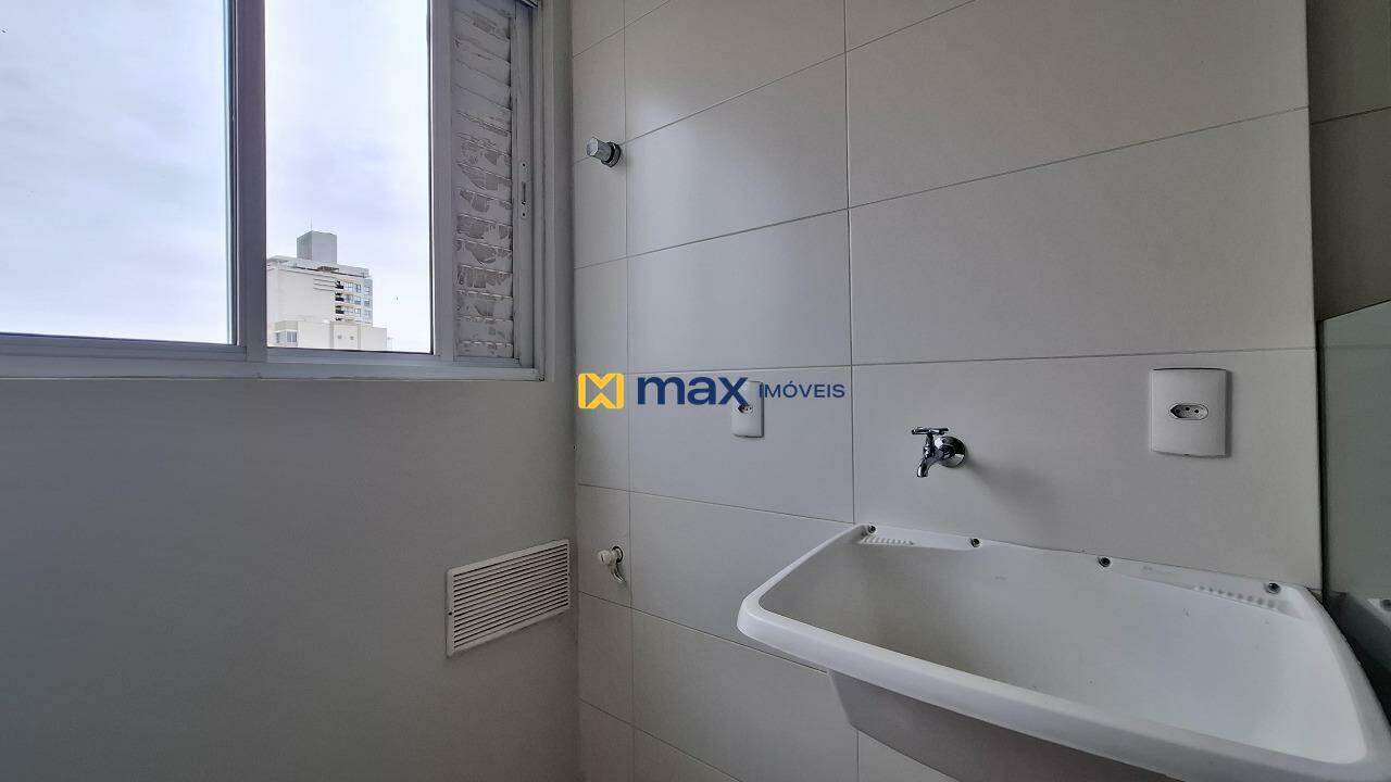 Apartamento à venda no São João: Área de serviço
