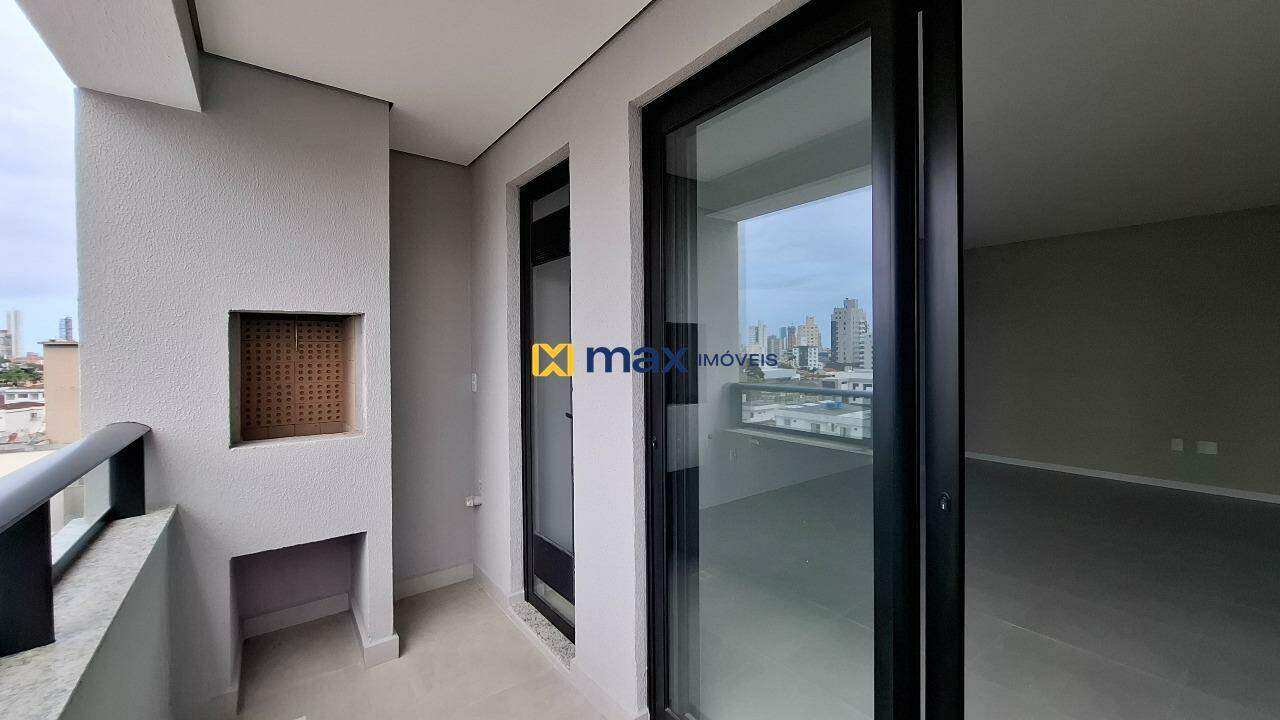 Apartamento à venda no Dom Bosco: Sacada com churrasqueira 
