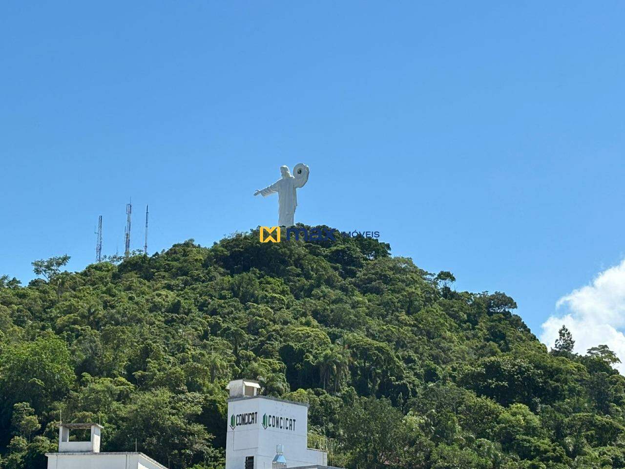 Apartamento à venda no Nações: 