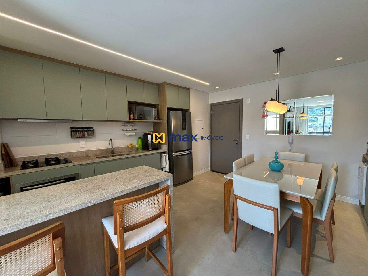 Apartamento à venda no Nações: 