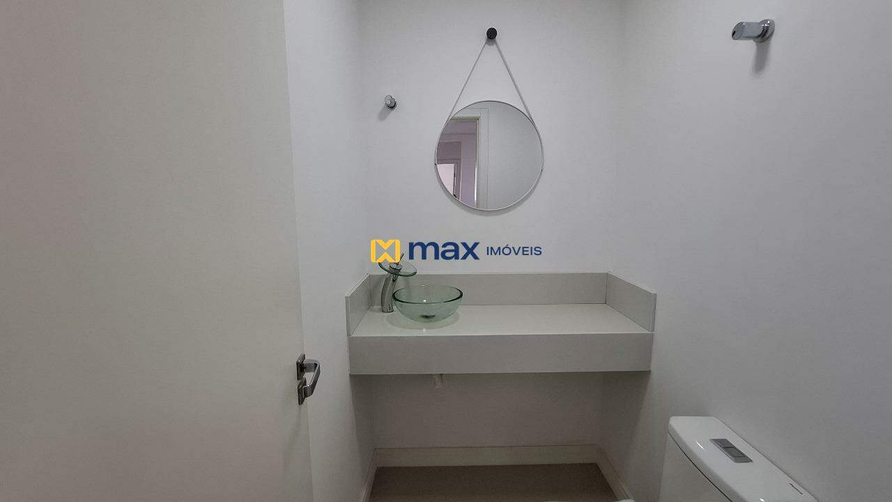Apartamento à venda no Centro: Lavabo