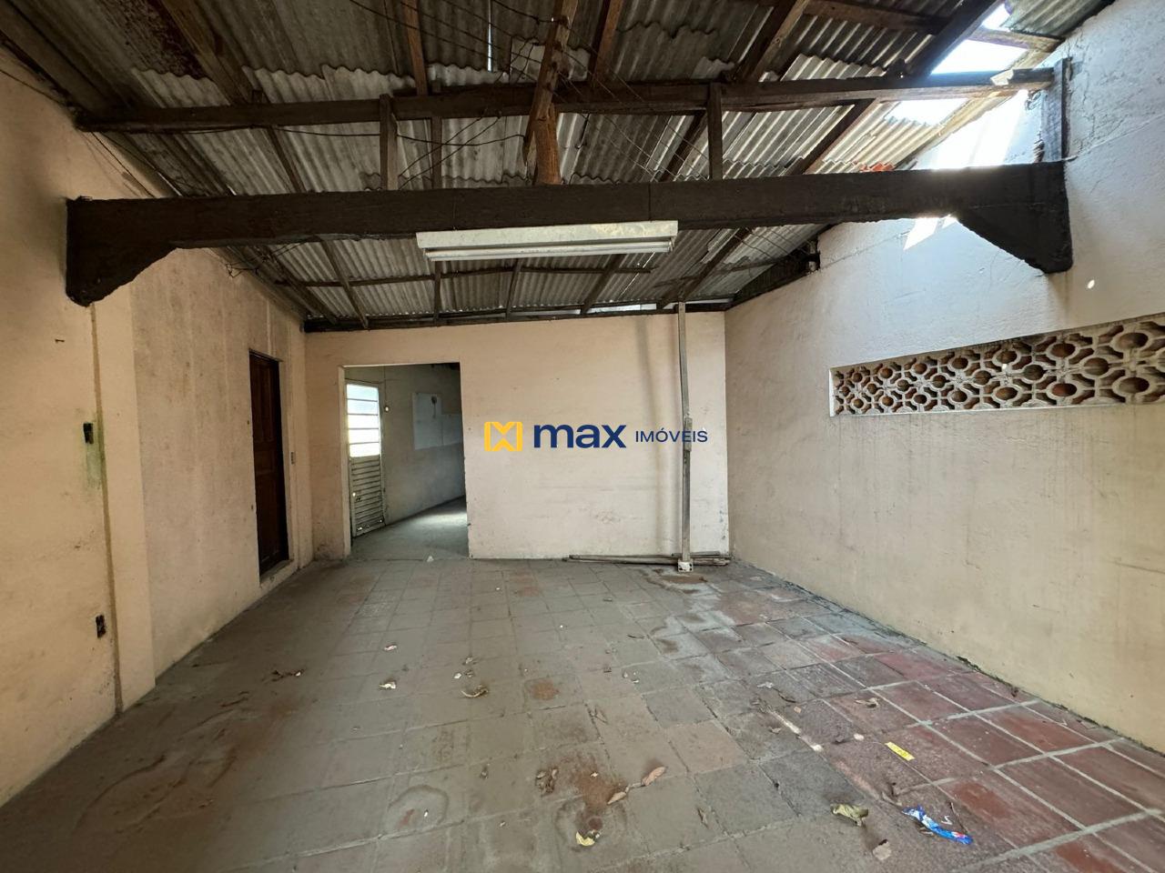 Casa à venda no Centro: 