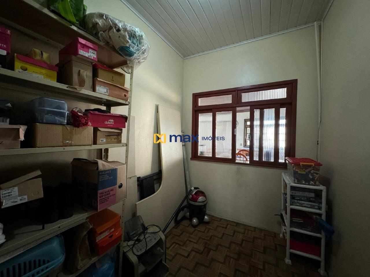 Casa à venda no Centro: 